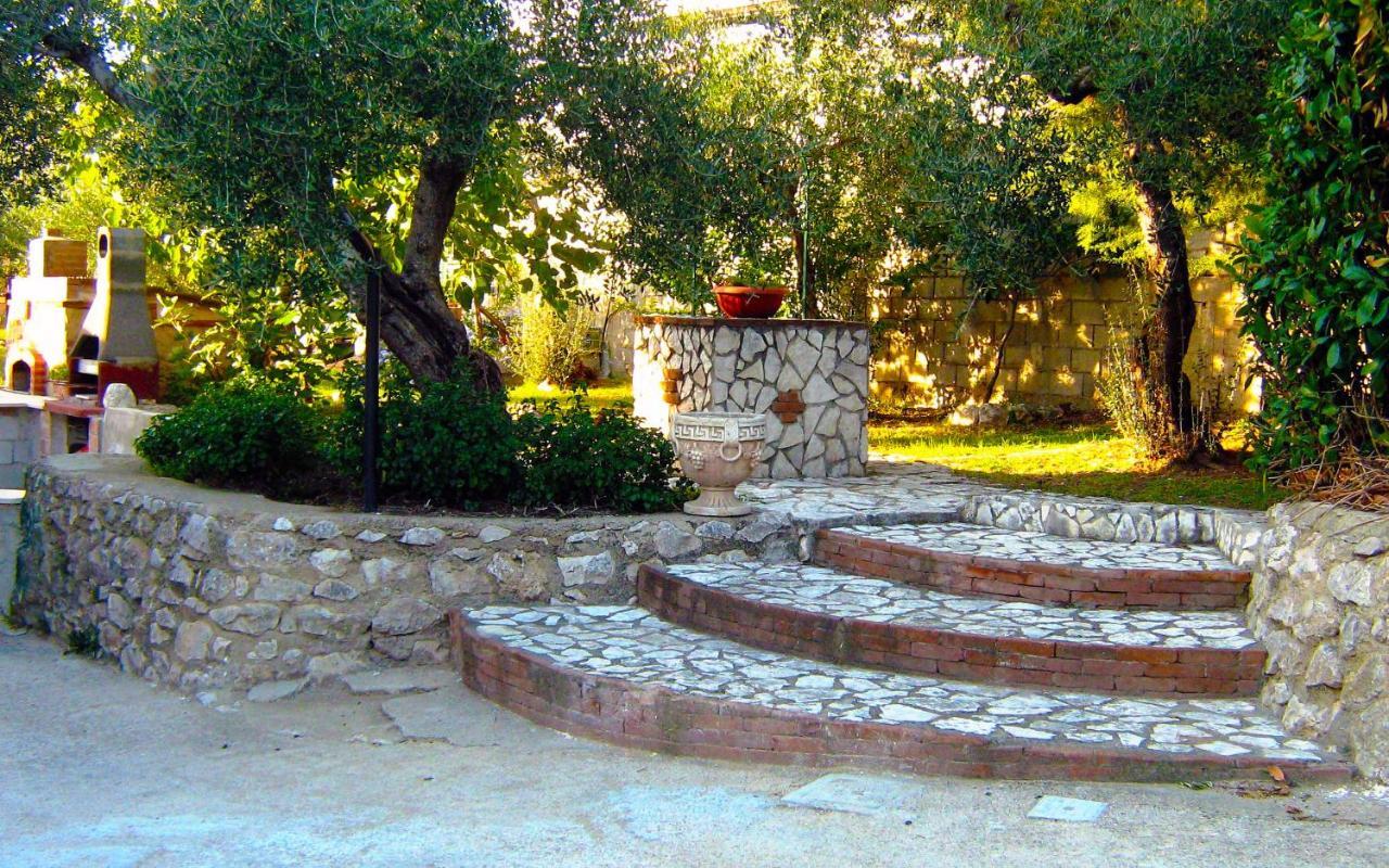 B&B Maison Villa Vittorio Avella Εξωτερικό φωτογραφία